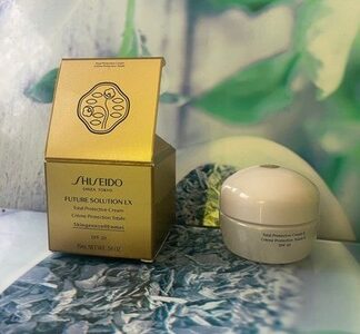 Shiseido FUTURE SOLUTION LX Total Protective Cream SPF 20 15ml NEU&OVP