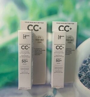 IT Cosmetics CC+ Cream SPF 50+ Medium 2 Stück Reisegröße 4 ml Neu gesamt 8 ml
