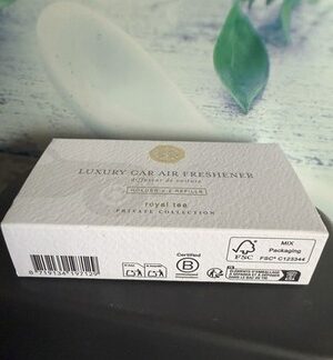 RITUALS Royal Tea Auto Lufterfrischer Car Air Freshener Halter + 2 Refills